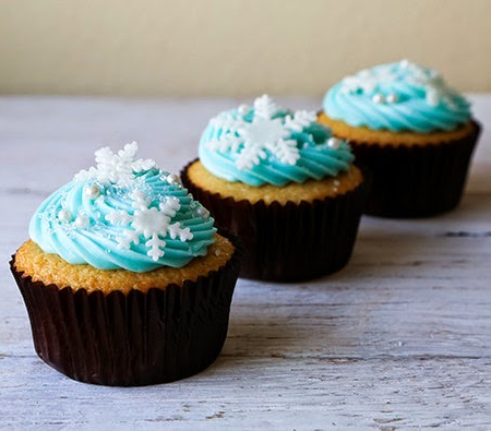 frozen-cupcakes2.png